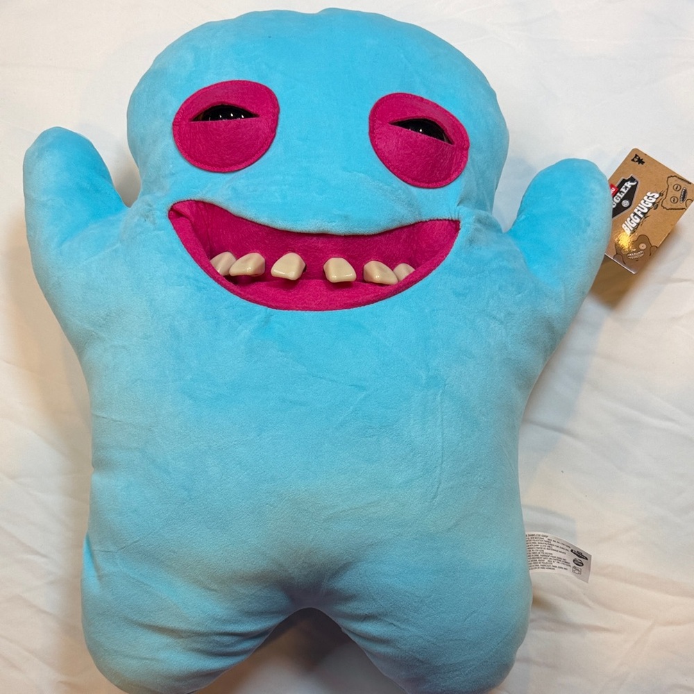 Zuru Fuggler Vibrant Blue and Pink Plush Creature